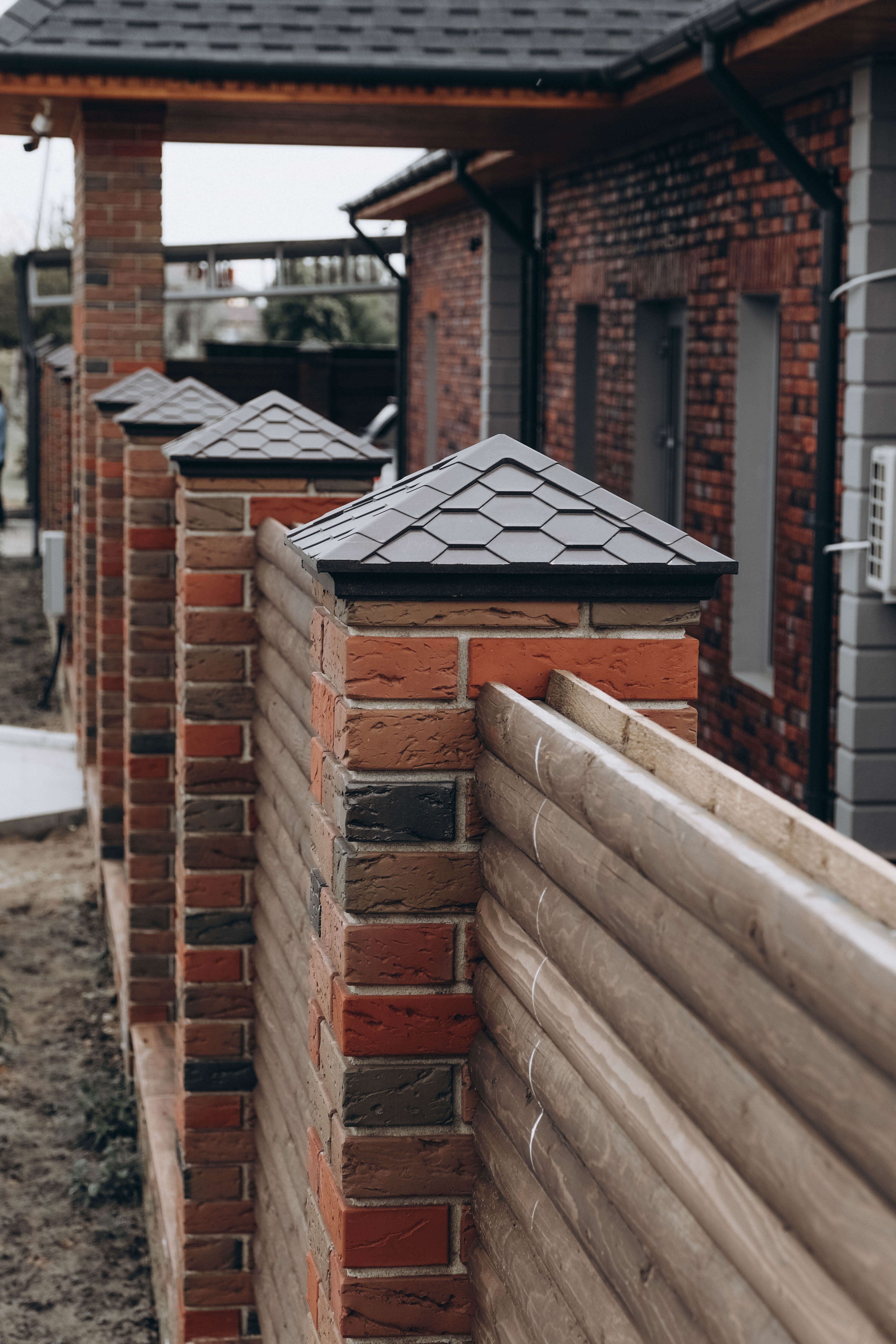 Колпак Zking Эверест Коричневый на столб 1.5х1.5 кирпича (390х390мм) в Истре фото